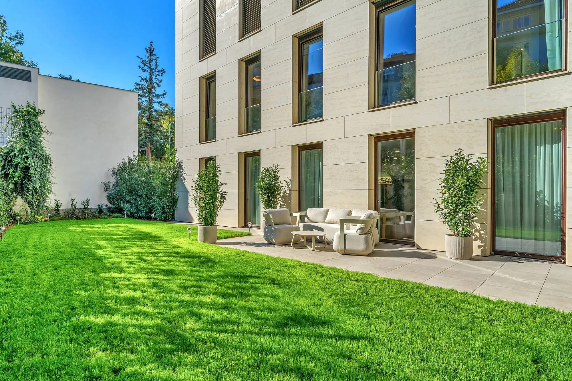 Bubeneč Gardens: Soukromá zahrada a terasa