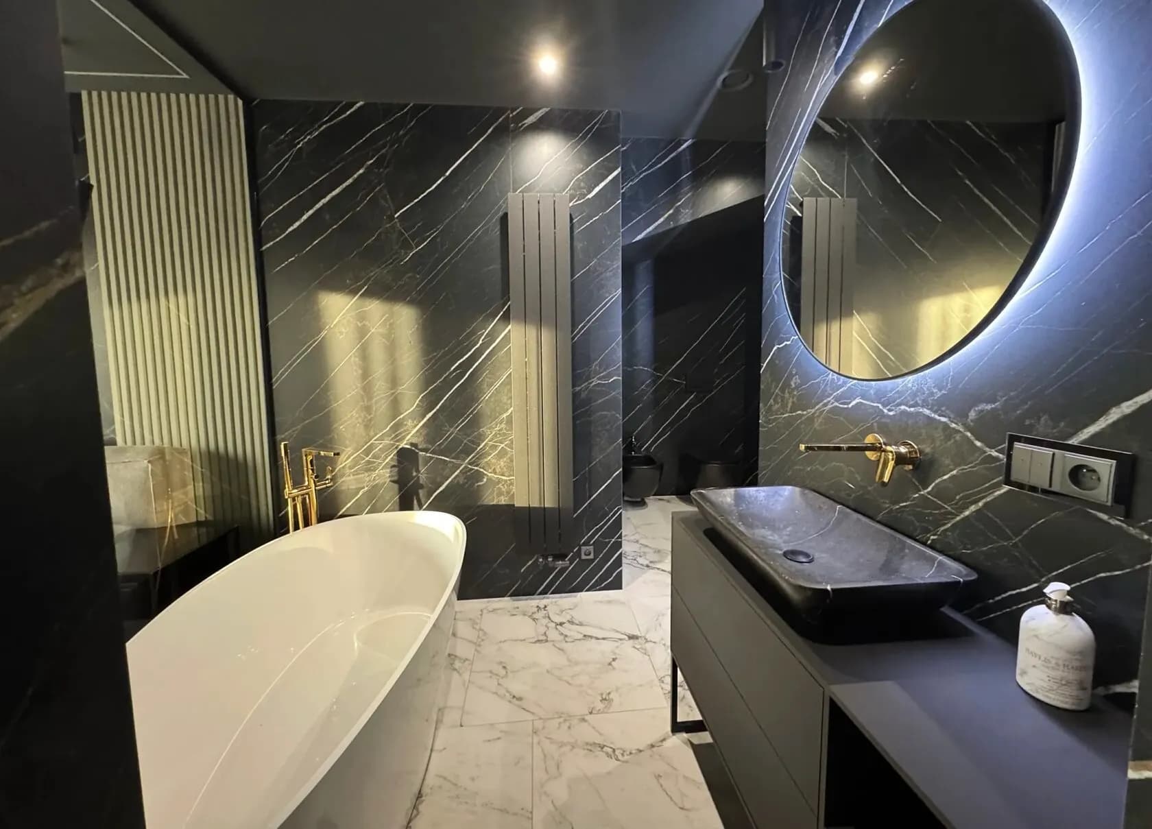Penthouse s duší Vinohrad a výhledem na Pražský hrad