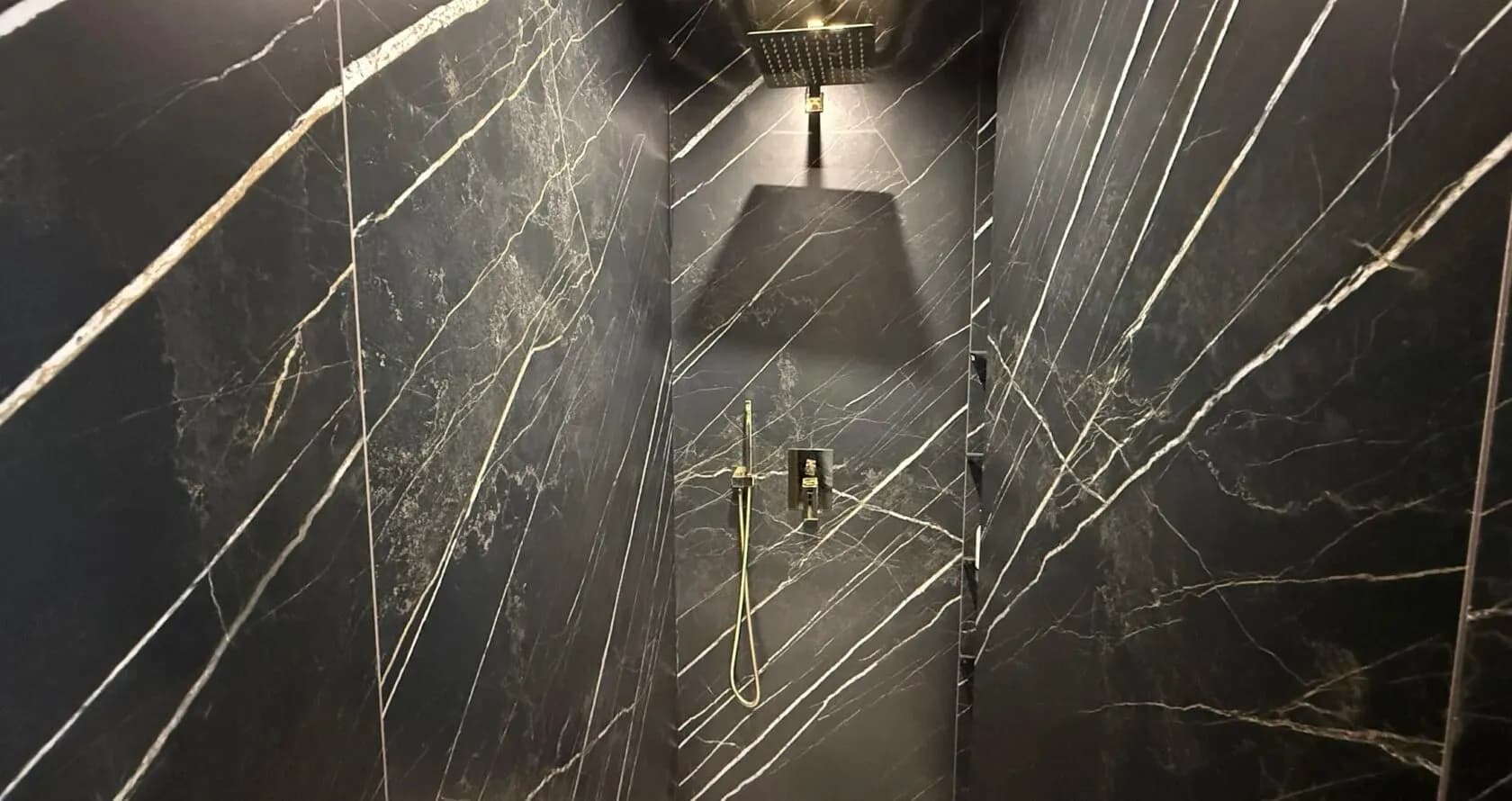 Penthouse s duší Vinohrad a výhledem na Pražský hrad