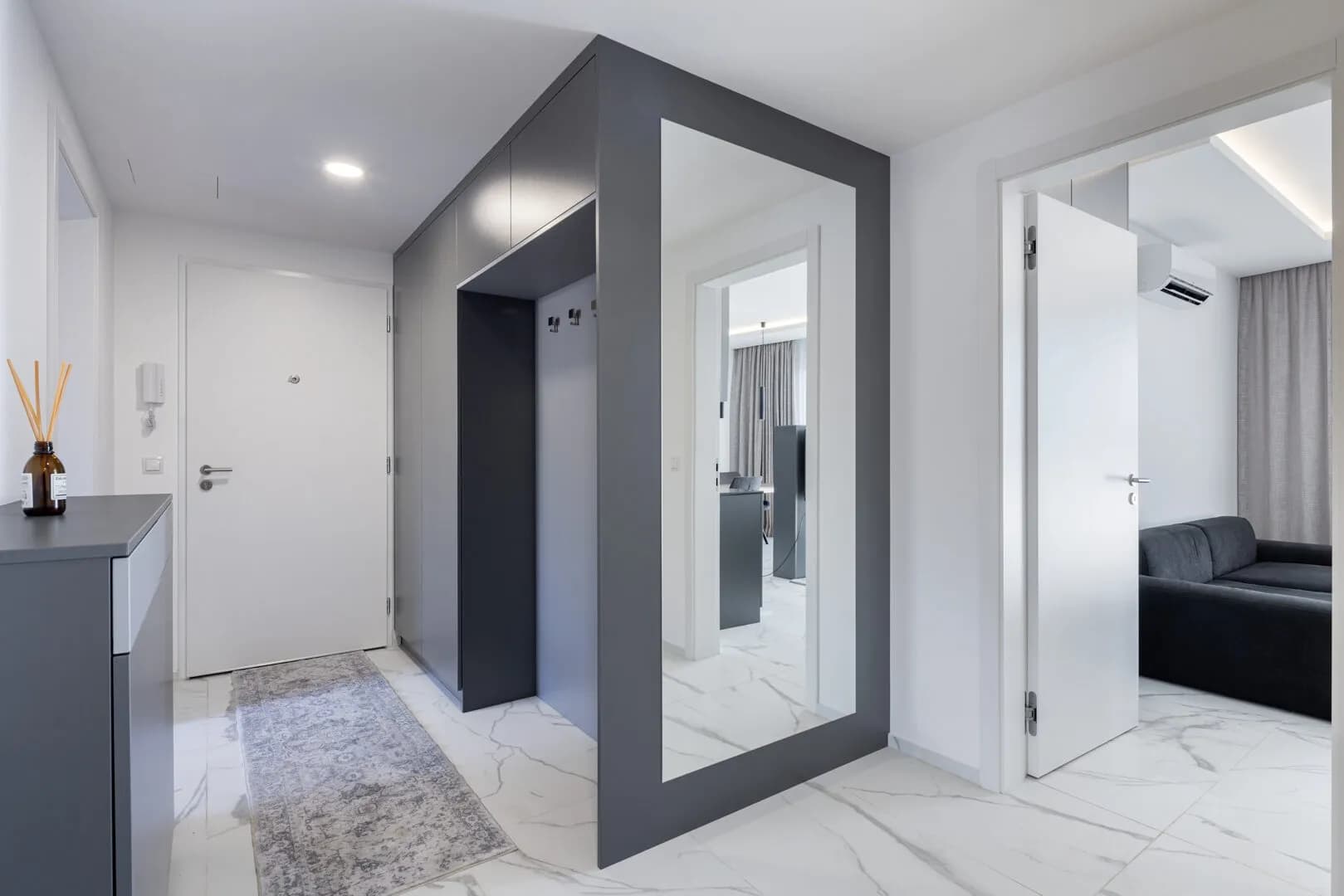 Pronájem moderního bytu 3+kk s terasami – Perucká, Praha 2 – Vinohrady