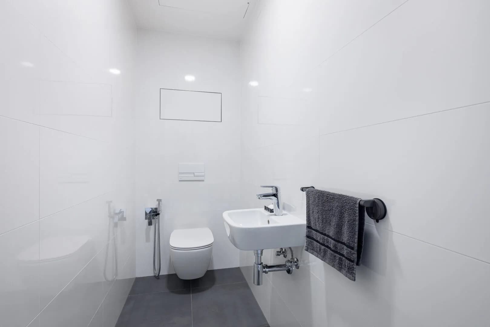 Pronájem moderního bytu 3+kk s terasami – Perucká, Praha 2 – Vinohrady
