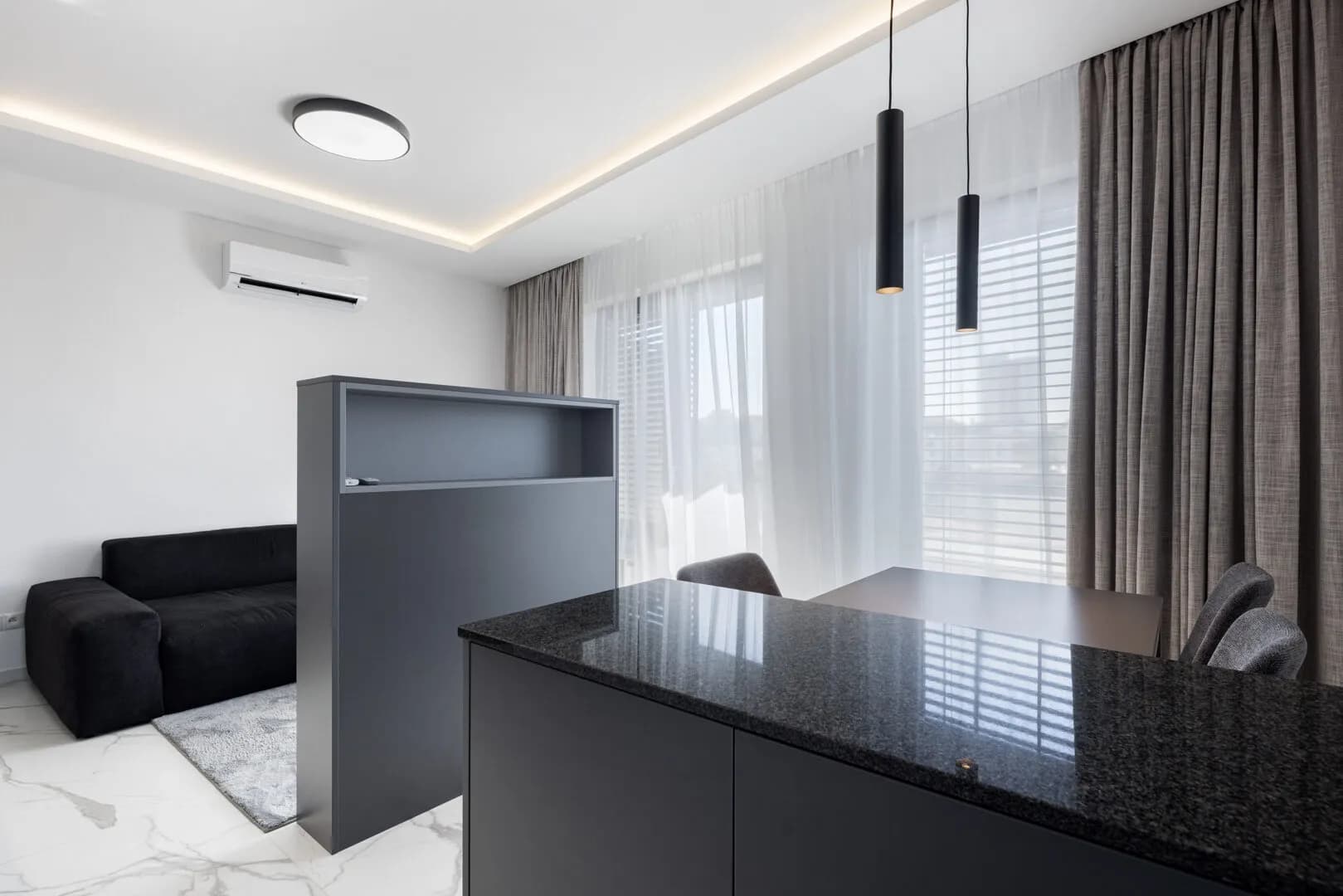 Pronájem moderního bytu 3+kk s terasami – Perucká, Praha 2 – Vinohrady