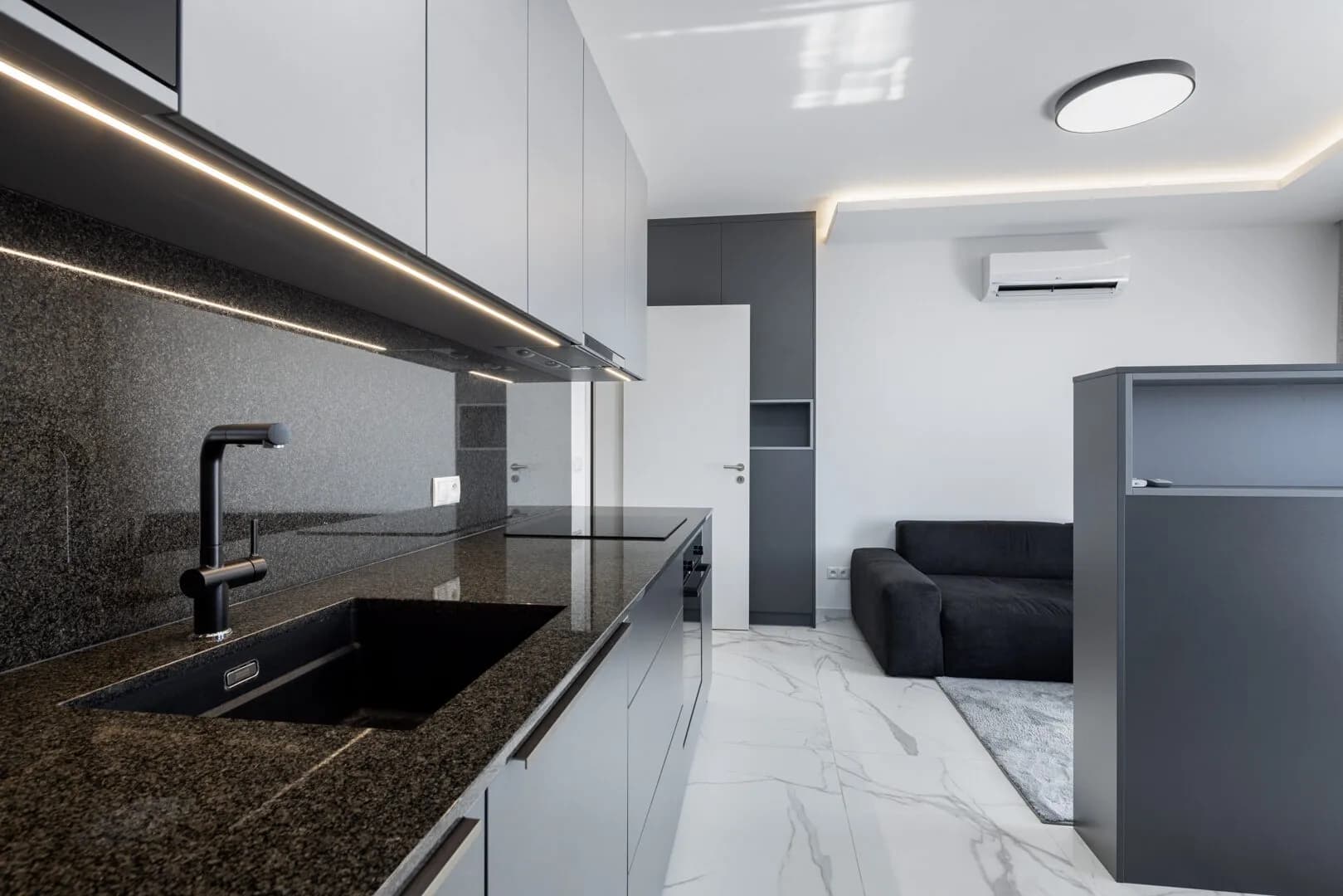 Pronájem moderního bytu 3+kk s terasami – Perucká, Praha 2 – Vinohrady