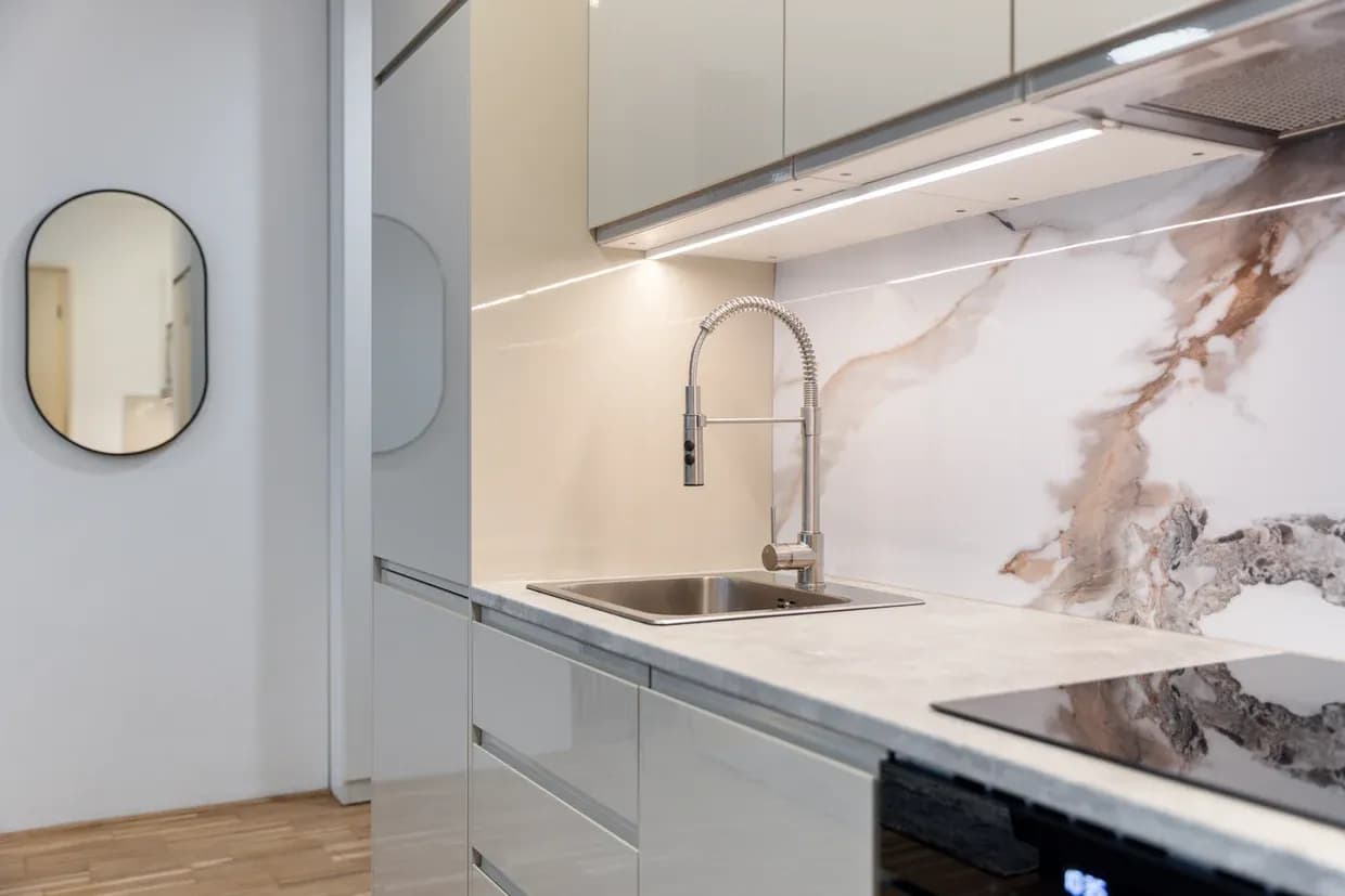 Moderní byt s balkónem a garáží v rezidenci River Diamond