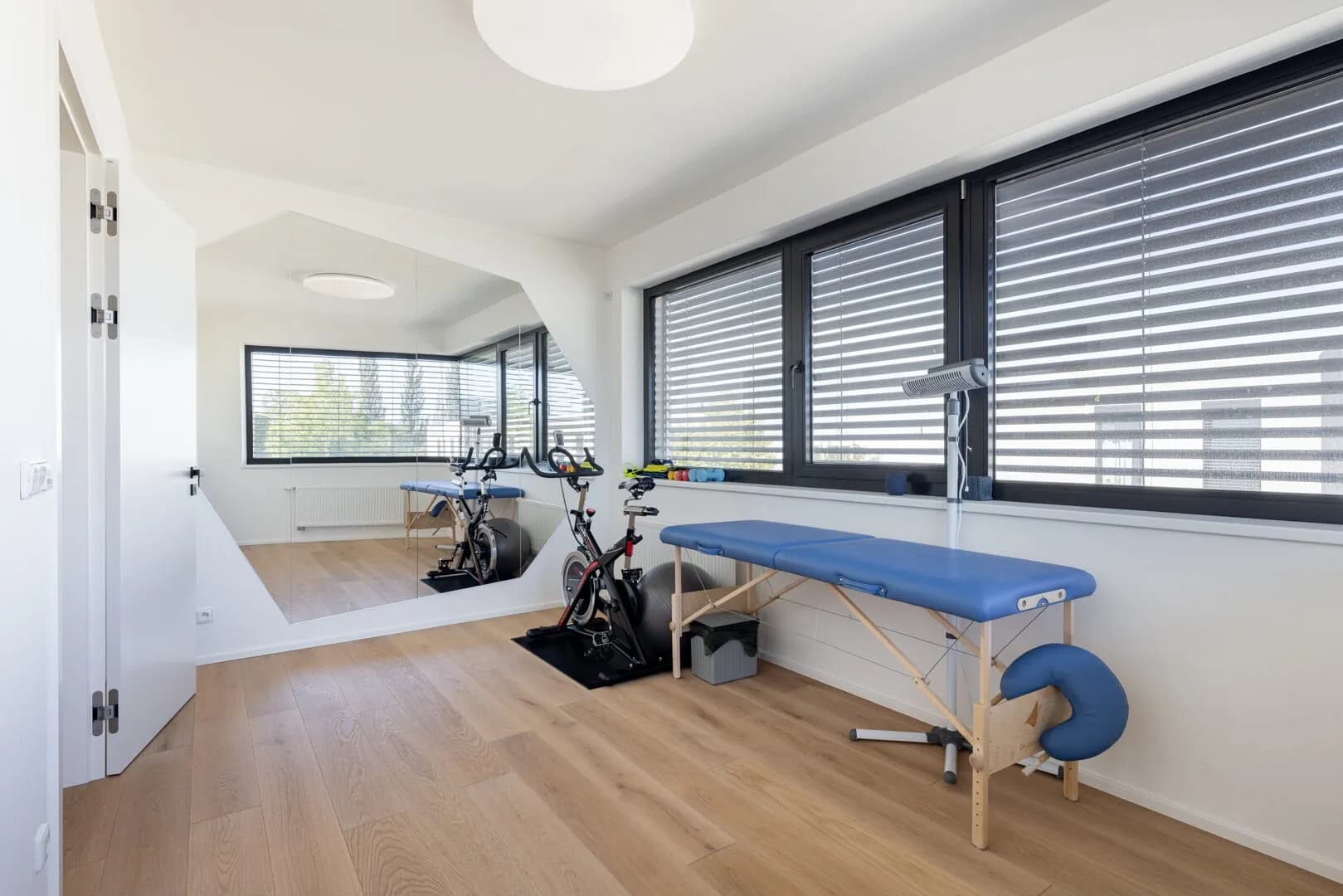 Moderní rodinný dům k pronájmu, Golf Hostivař, Praha