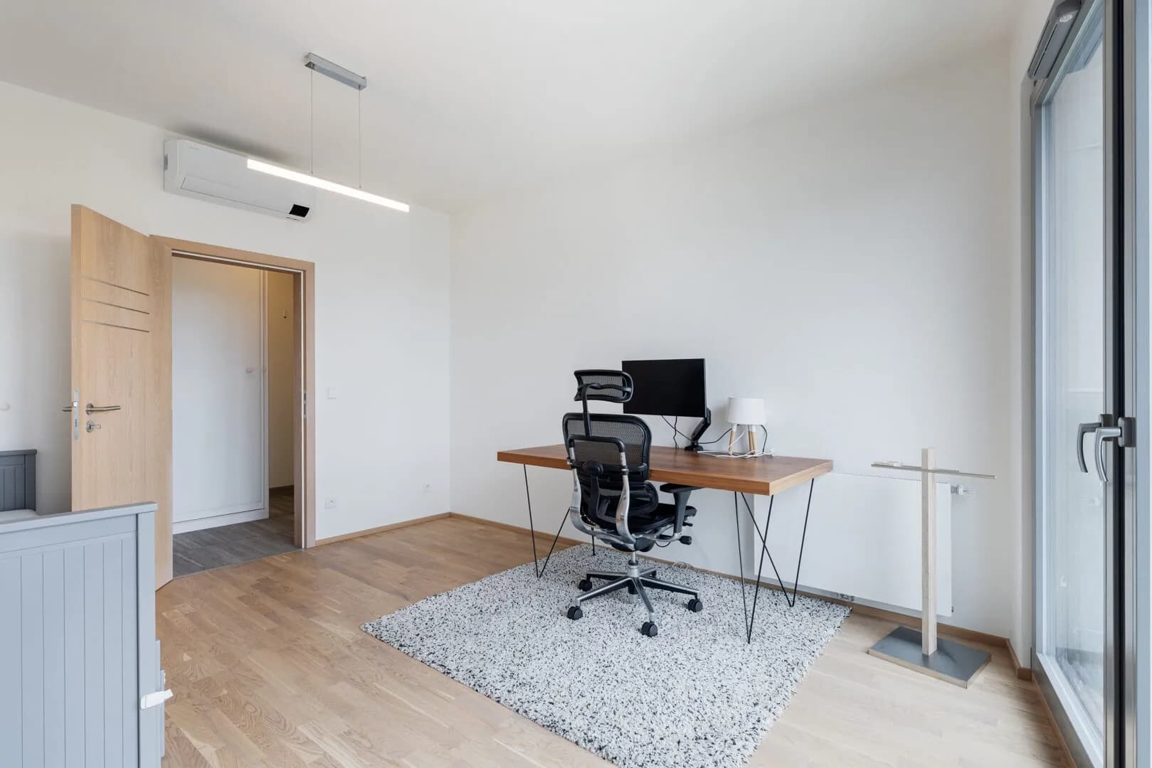 Elegantní 4+kk s lodžií, sklepem a 3 garážovými stáními v rezidenci Port Karolina