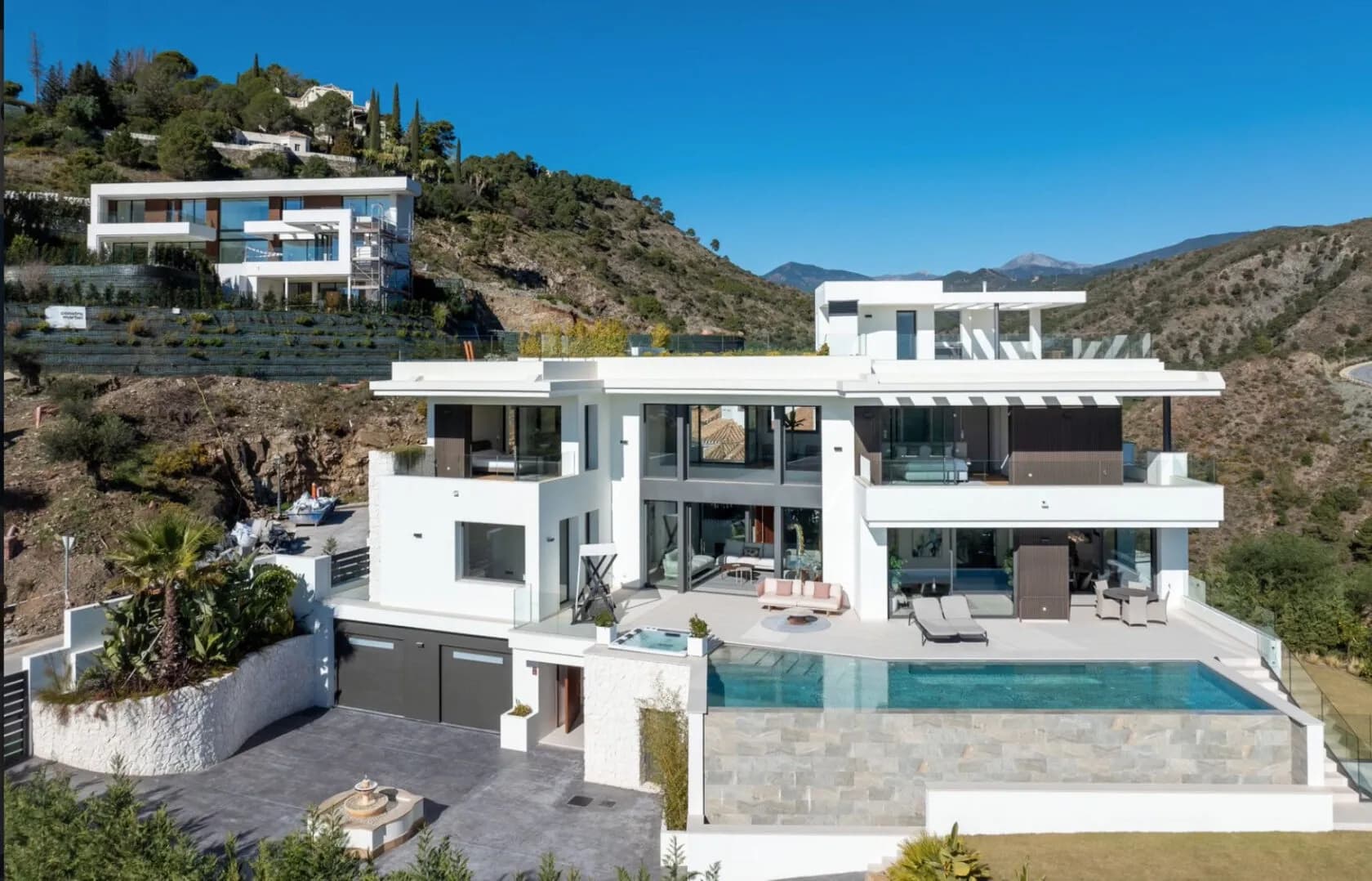 Moderní vila s dechberoucím výhledem na moře a hory – Lomas de La Quinta