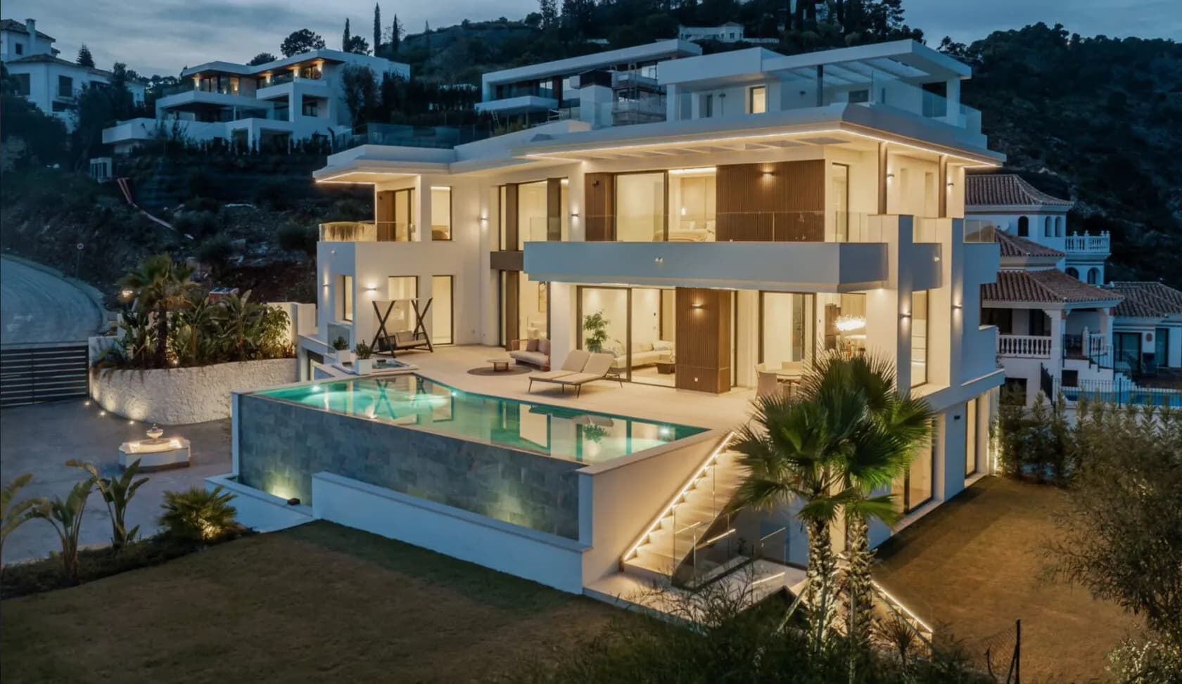 Moderní vila s dechberoucím výhledem na moře a hory – Lomas de La Quinta