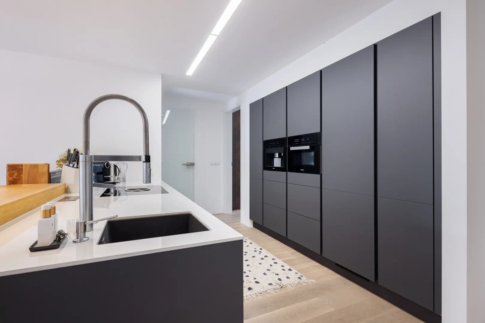 KARLÍN - Designový byt o ploše 120 m2 na prodej
