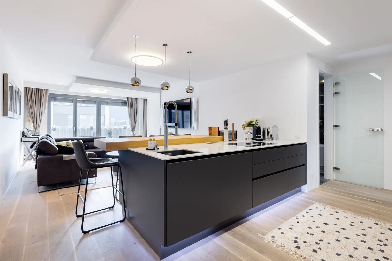 KARLÍN - Designový byt o ploše 120 m2 na prodej