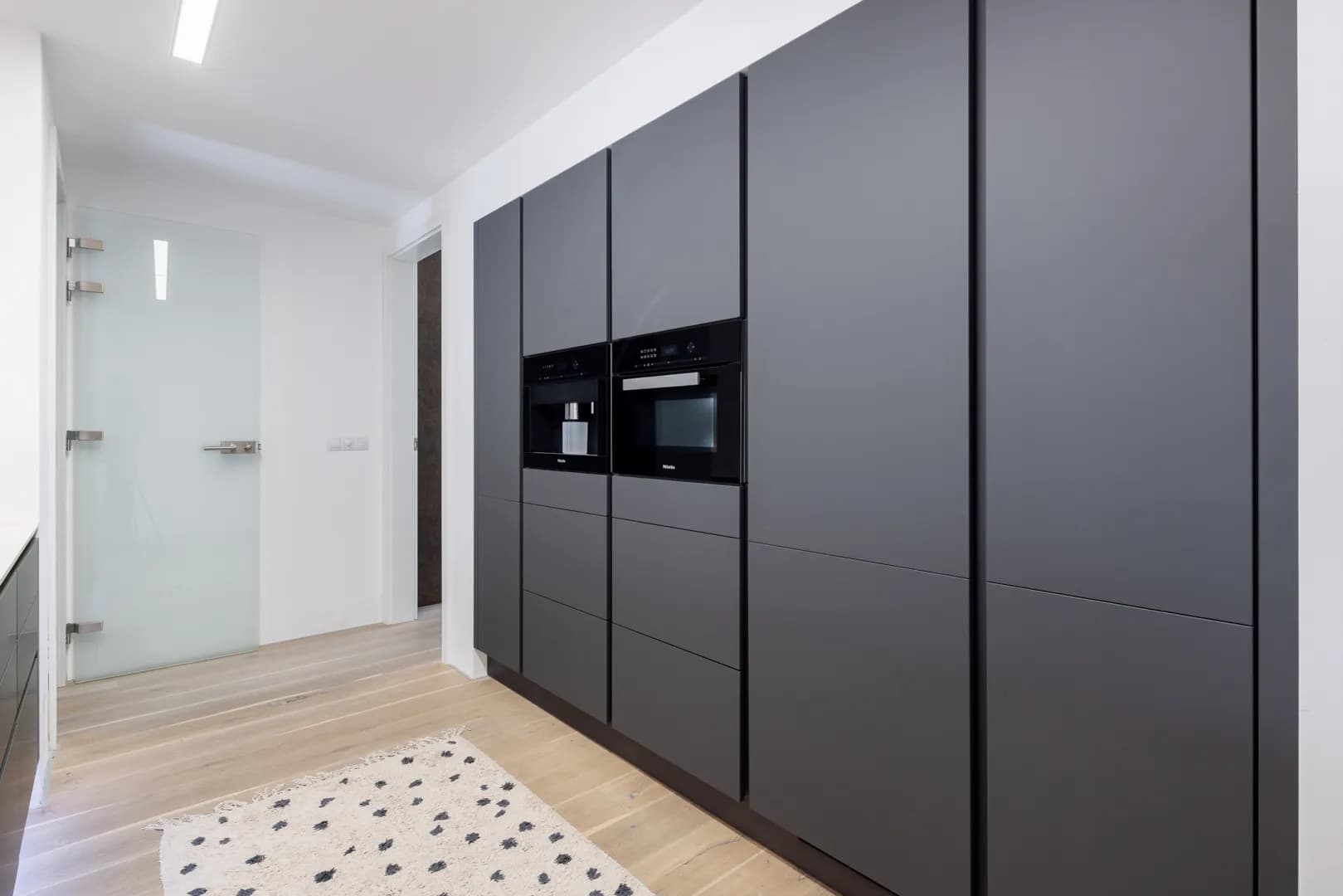 KARLÍN - Designový byt o ploše 120 m2 na prodej