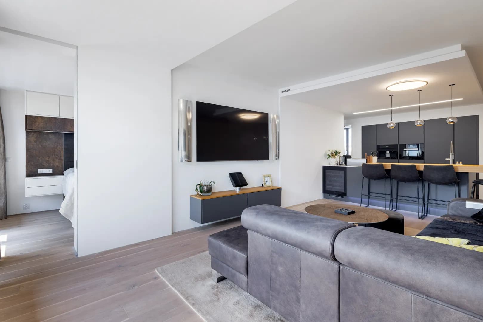 KARLÍN - Designový byt o ploše 120 m2 na prodej