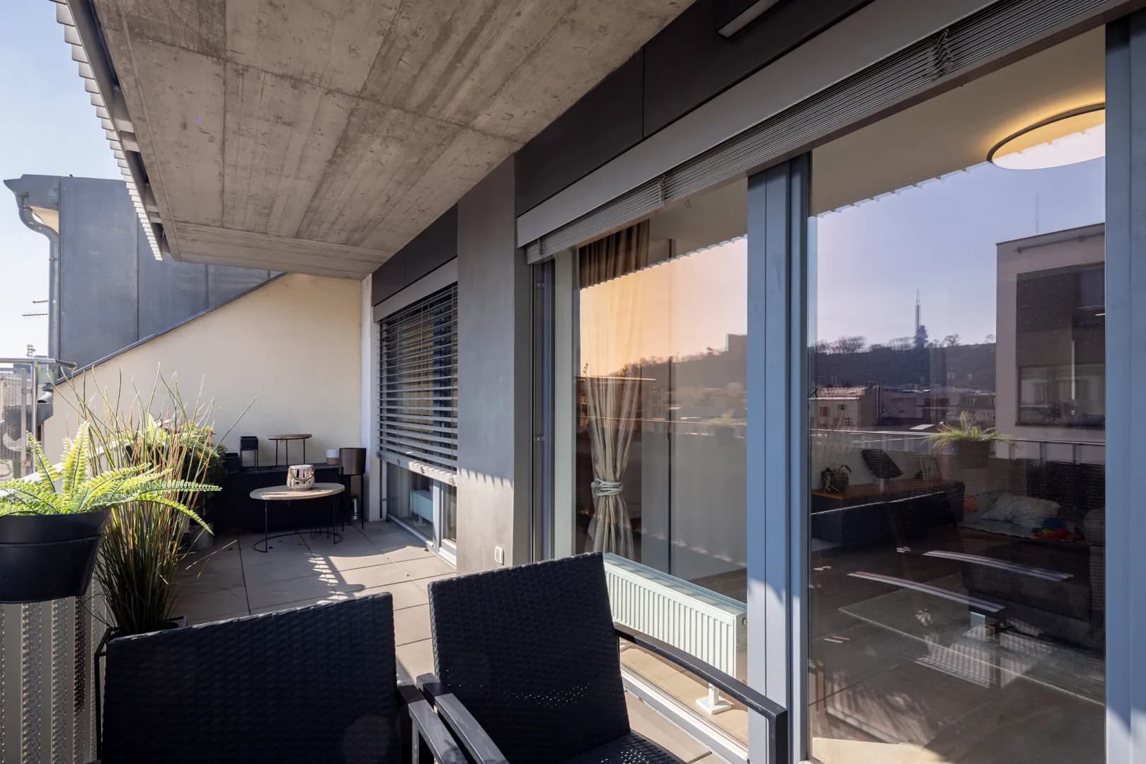 KARLÍN - Designový byt o ploše 120 m2 na prodej