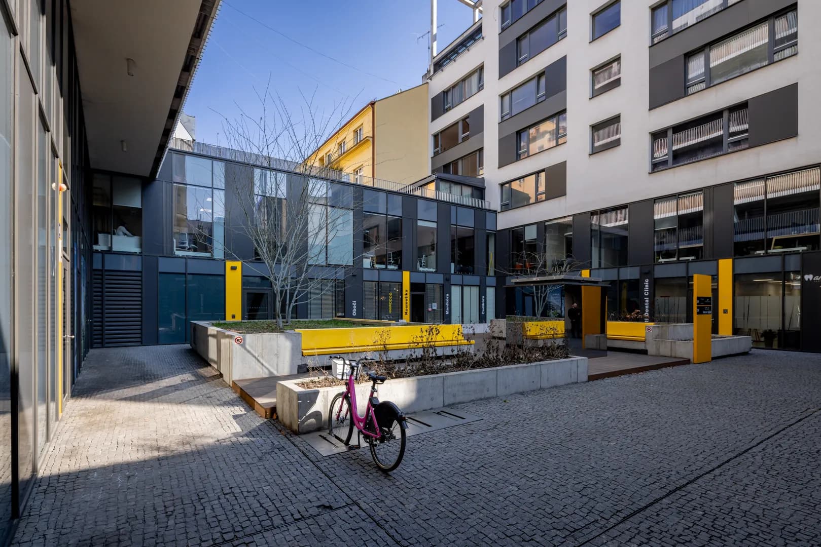KARLÍN - Designový byt o ploše 120 m2 na prodej