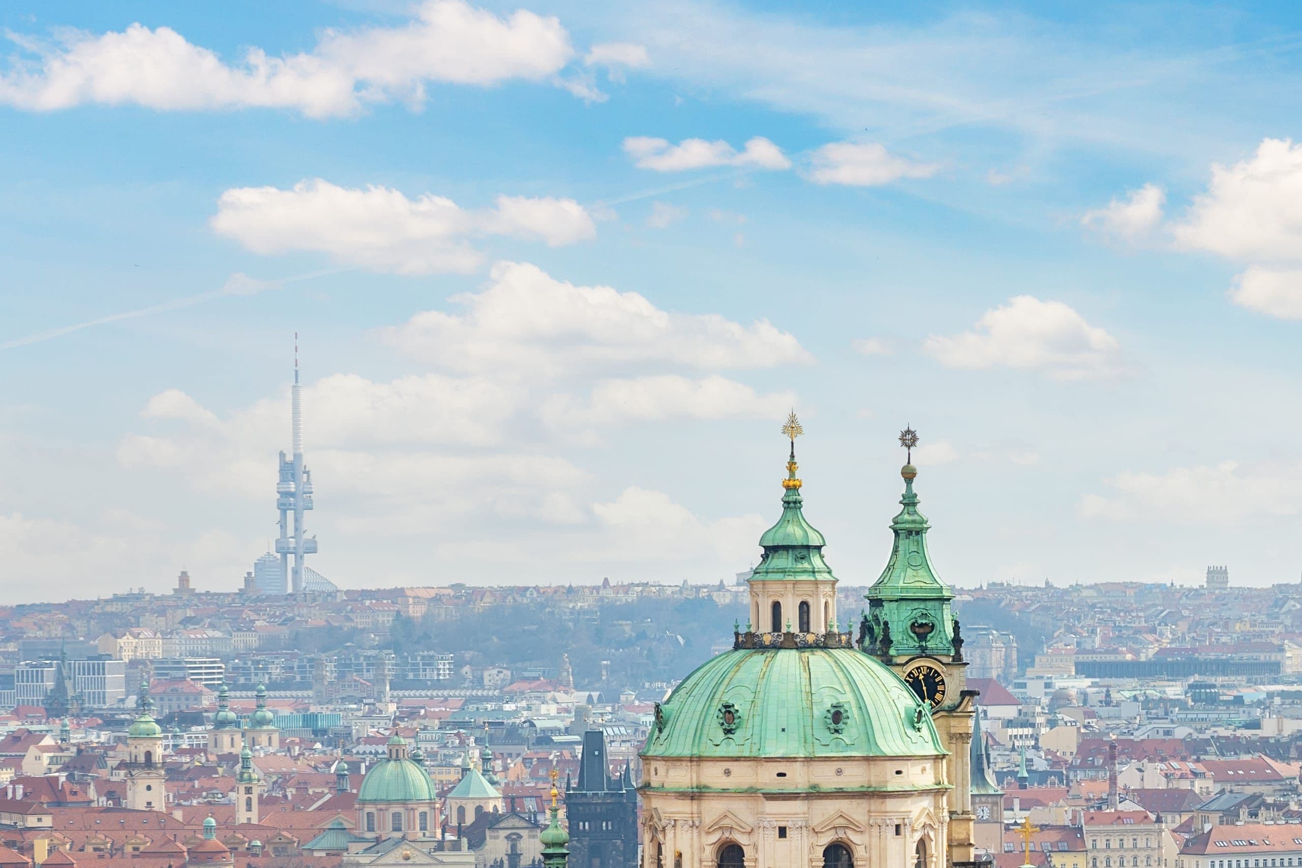 Karlův most a Malá Strana za soumraku